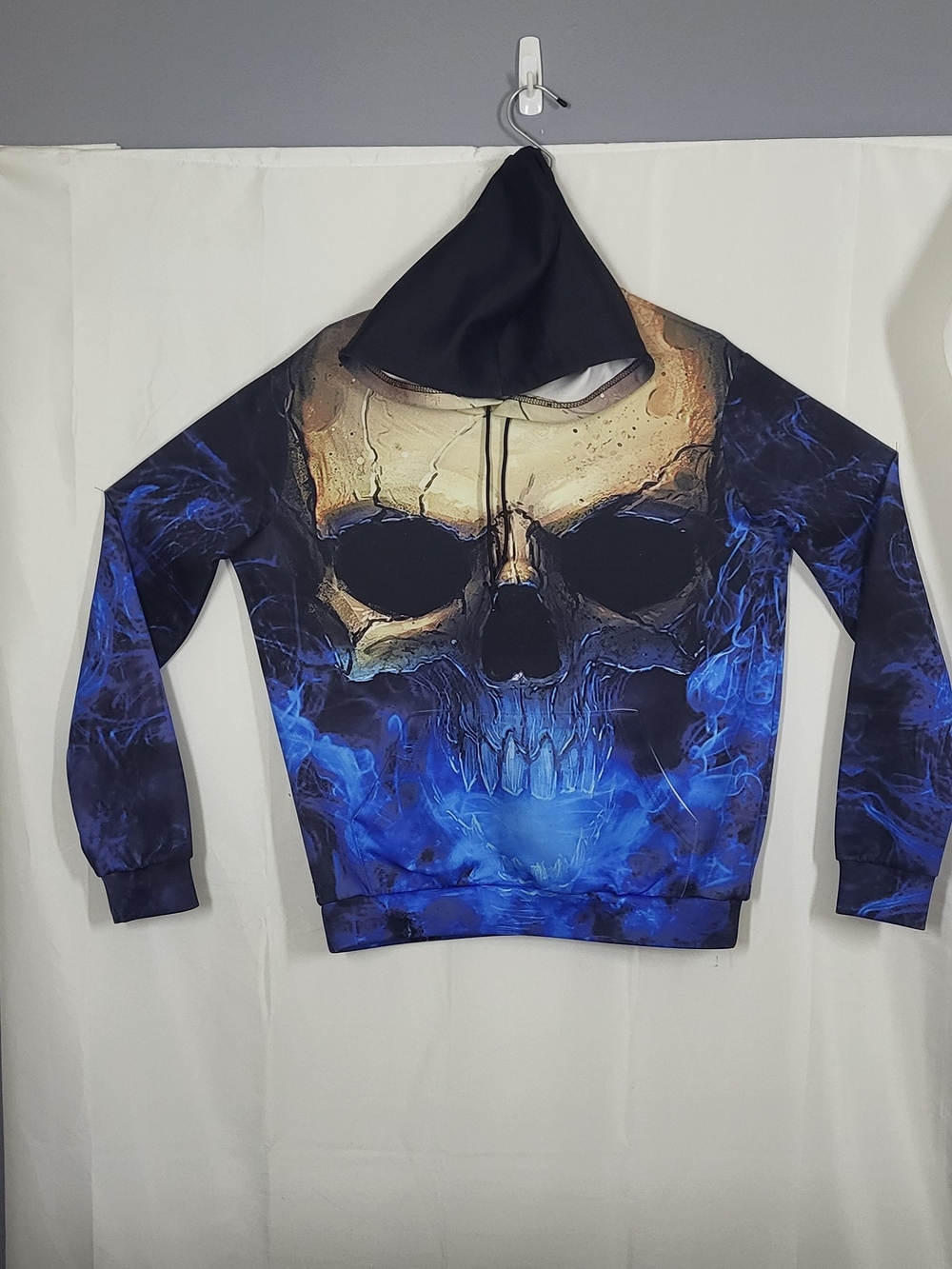 Men's Blue Skull Graphic Hoodie with Drawstring Hood